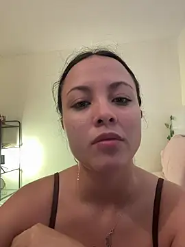 Megan Rodrigo online show from 02/16/26, 01:54