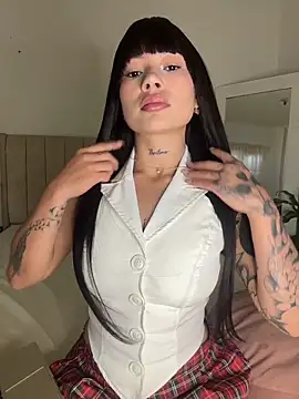 Roxanne 08 online show from 12/04/25, 07:24