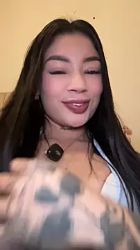 Roxanne 08 online show from 04/15/26, 09:59