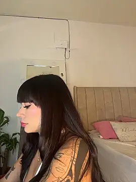 Roxanne 08 online show from 11/07/25, 07:07