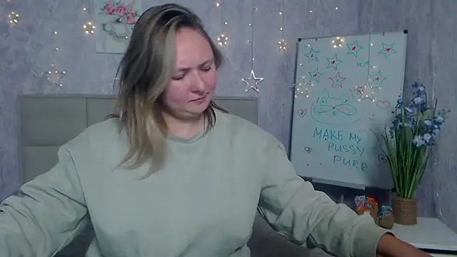 SallyVerda online show from 11/11/25, 06:36