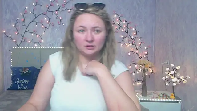 SallyVerda online show from 05/04/26, 06:22