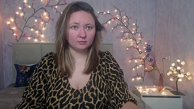 SallyVerda online show from 04/17/26, 05:54