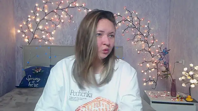 SallyVerda online show from 04/19/26, 05:41