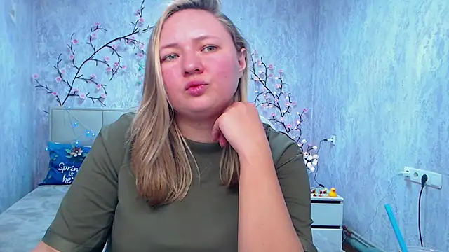 SallyVerda online show from 05/18/26, 05:51