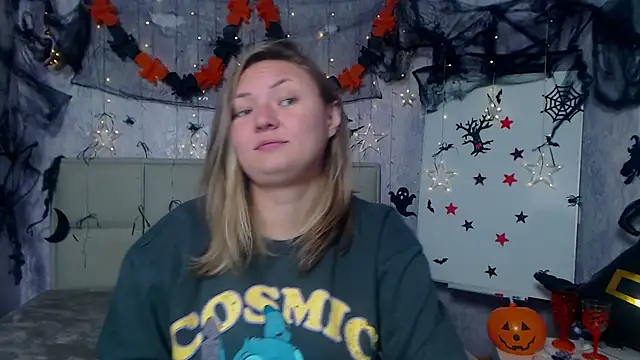 SallyVerda online show from 10/22/25, 05:12