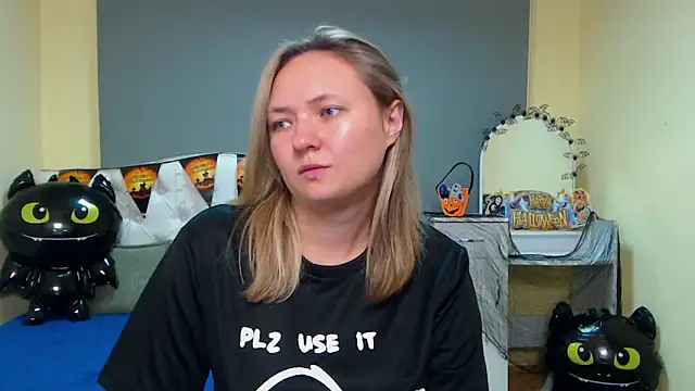 SallyVerda online show from 10/23/25, 05:22