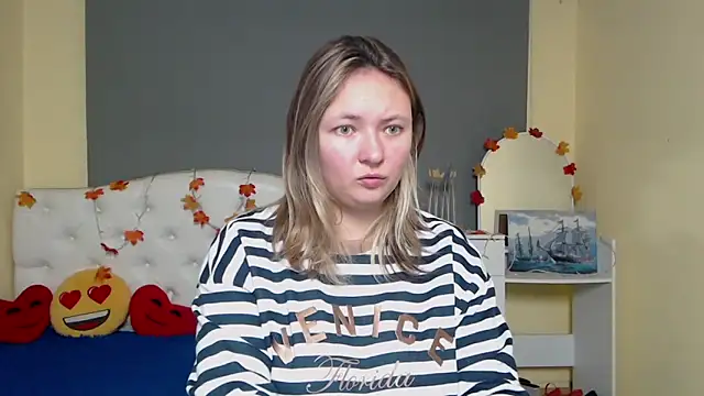 SallyVerda online show from 11/14/25, 06:33