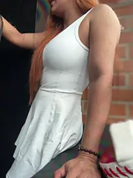 Amber Martins  online show from 04/05/26, 05:52