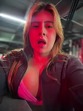 Amber Martins  online show from 05/09/26, 11:57