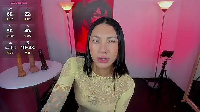 Dayanna tecca online show from 11/04/25, 08:45