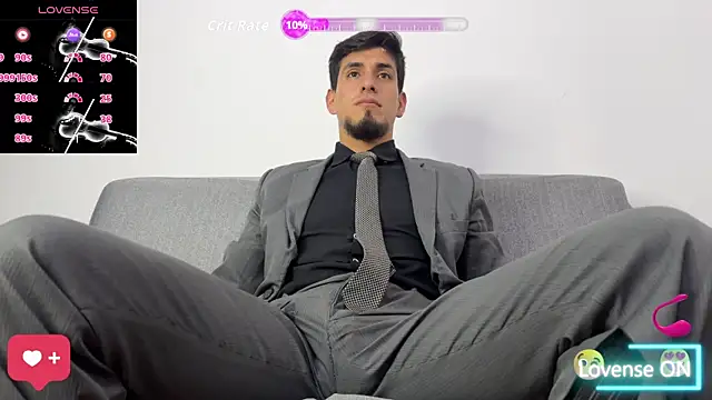 Snapshot of Tom_blunt96 chatting on 04/19/26, 12:06 Tom blunt96 online show from 04/19/26, 12:06