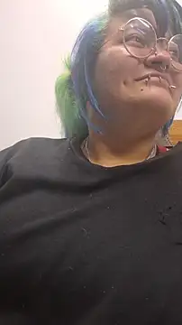 Snapshot of lucky-leah chatting on 02/03/26, 03:26 lucky-leah online show from 02/03/26, 03:26