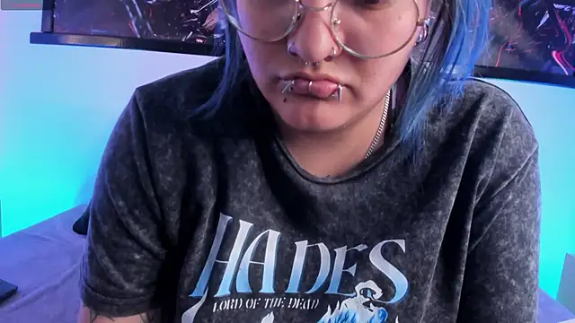 lucky-leah online show from 05/03/26, 04:39