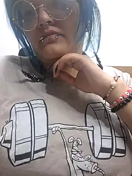 lucky-leah online show from 03/11/26, 03:55