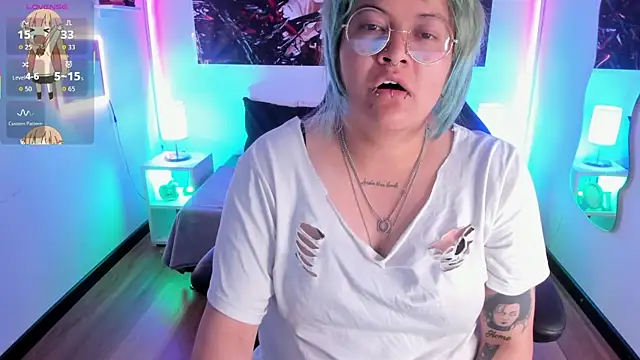 Snapshot of lucky-leah chatting on 01/10/26, 04:19 lucky-leah online show from 01/10/26, 04:19