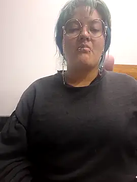 lucky-leah online show from 03/19/26, 03:28