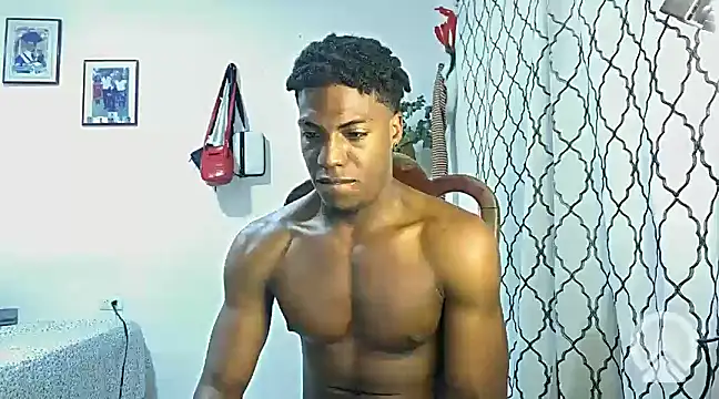 Snapshot of andrews2399 chatting on 02/16/25, 10:00 andrews2399 online show from 02/16/25, 10:00