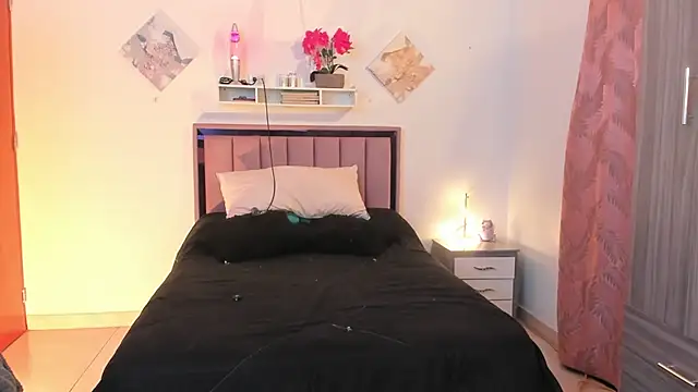 Kayla foxxy online show from 07/23/26, 01:58