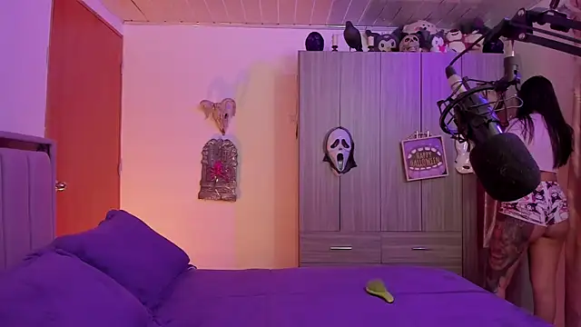 Kayla foxxy online show from 10/24/25, 05:39