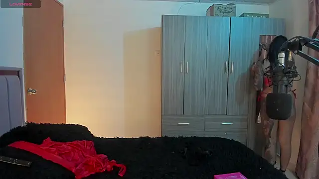 Kayla foxxy online show from 09/16/25, 05:30