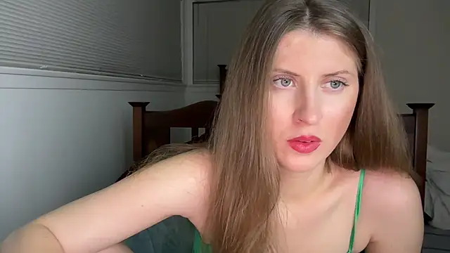 Snapshot of YUMIandbigWOLF chatting on 11/20/25, 01:50 YUMIandbigWOLF online show from 11/20/25, 01:50