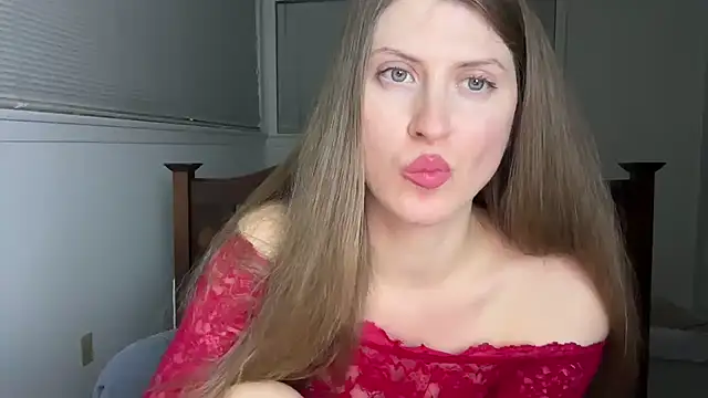 YUMIandbigWOLF online show from 02/08/26, 05:27
