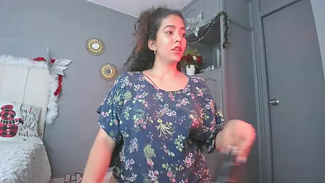 Snapshot of arteverena chatting on 12/31/24, 03:01 arteverena online show from 12/31/24, 03:01