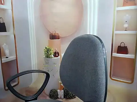 Love bug15 online show from 01/12/26, 01:23