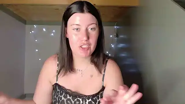 C1eopatra online show from 11/27/25, 07:14