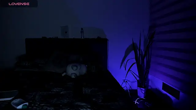 April se online show from 02/04/25, 01:56