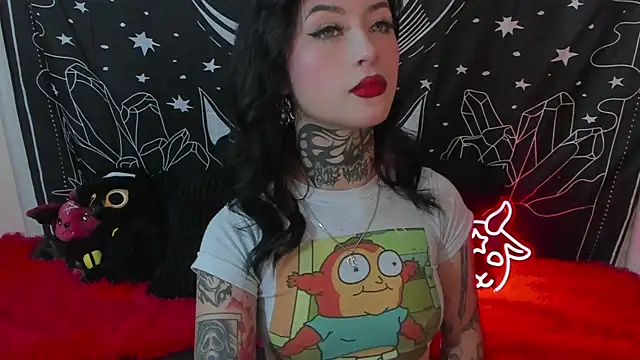 Snapshot of Isabella__dark chatting on 02/12/25, 12:27 Isabella dark online show from 02/12/25, 12:27