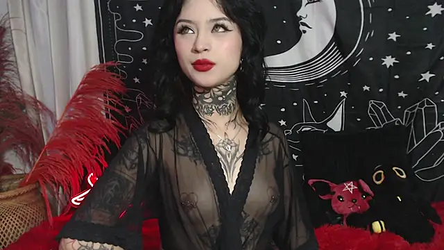 Snapshot of Isabella__dark chatting on 02/24/25, 11:19 Isabella dark online show from 02/24/25, 11:19