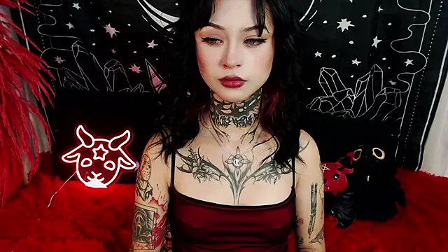 Snapshot of Isabella__dark chatting on 03/12/25, 07:58 Isabella dark online show from 03/12/25, 07:58