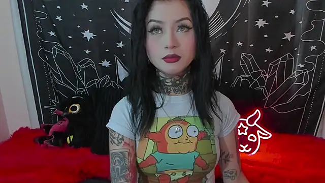 Snapshot of Isabella__dark chatting on 02/11/25, 09:25 Isabella dark online show from 02/11/25, 09:25