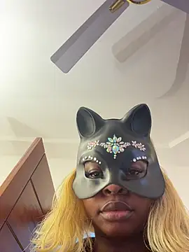 Snapshot of Nottynadiaa chatting on 01/08/26, 09:48 Nottynadiaa online show from 01/08/26, 09:48