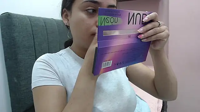 kate stam online show from 10/21/25, 01:43