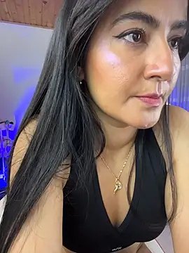 Violetta kim1 online show from 01/08/26, 08:48