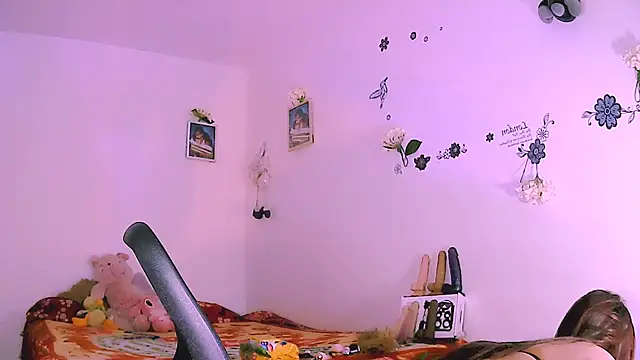 Candy beauty online show from 02/21/25, 06:37