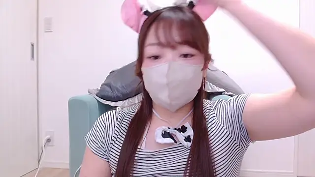 Snapshot of OCHAN___X chatting on 09/15/25, 01:22 OCHAN X online show from 09/15/25, 01:22