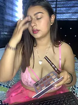 Kittyy Hott  online show from 01/24/25, 06:04