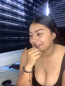 Kittyy Hott  online show from 01/09/25, 08:11