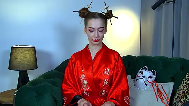 MarieKarma online show from 10/28/25, 06:18