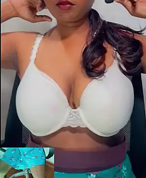 SLteena online show from 04/07/26, 02:46