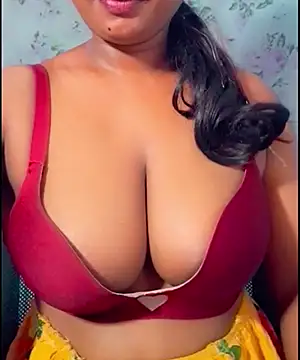 Snapshot of SLteena chatting on 05/18/26, 03:28 SLteena online show from 05/18/26, 03:28