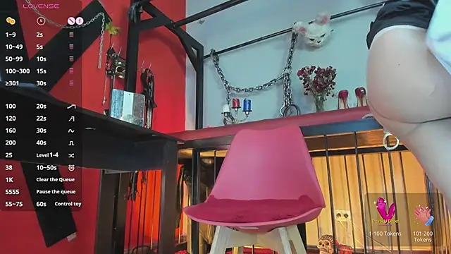 Snapshot of MistressAndre chatting on 02/20/26, 09:39 MistressAndre online show from 02/20/26, 09:39