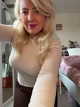 xxcurvyjessiexx online show from 02/21/26, 12:40