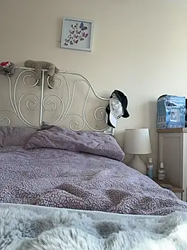 Snapshot of xxcurvyjessiexx chatting on 11/02/25, 01:27 xxcurvyjessiexx online show from 11/02/25, 01:27