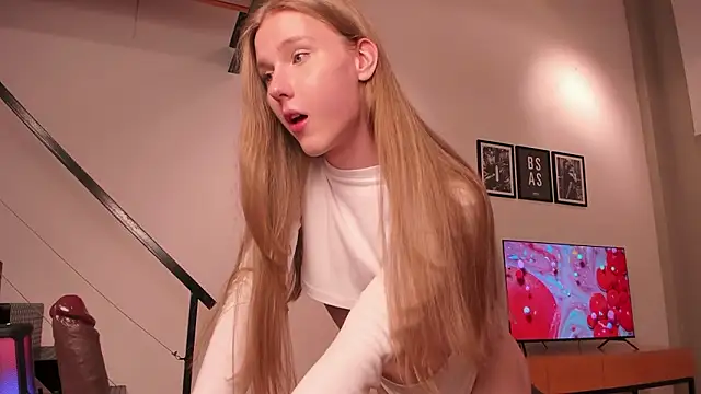 Mira Lite online show from 03/27/26, 01:03