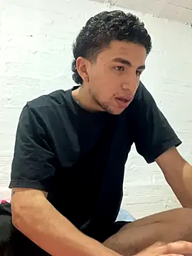 ever10183 online show from 12/17/25, 02:38